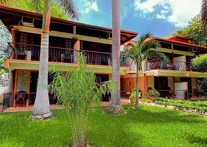 Acacia Bed & Breakfast Playa Hermosa (Guanacaste)